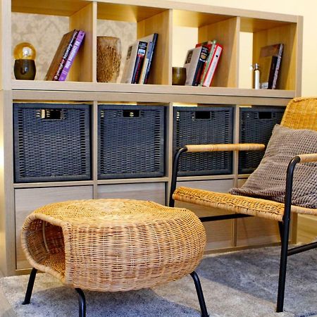 New! Cozy Apartment With Free Guarded Parking Riga Eksteriør bilde