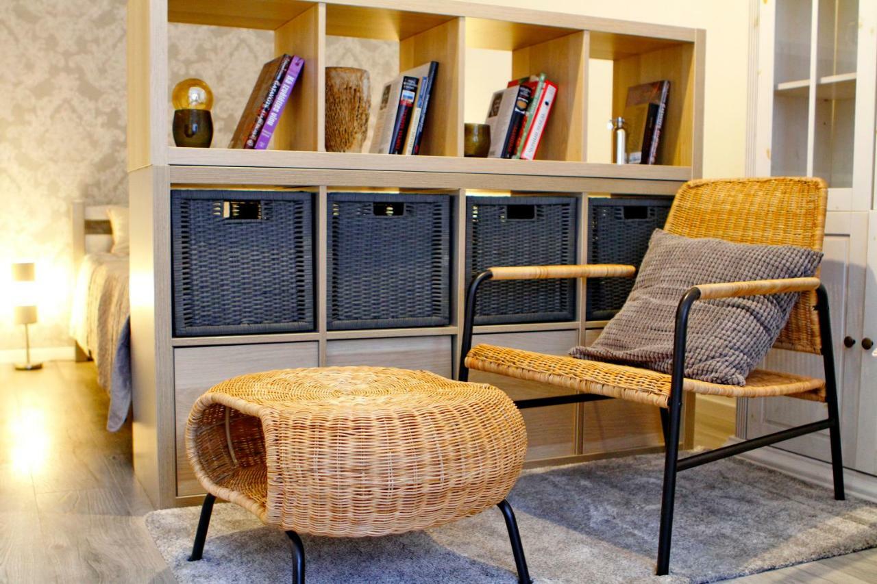 New! Cozy Apartment With Free Guarded Parking Riga Eksteriør bilde